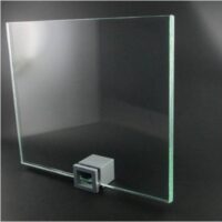 VERRE FEUILLETE CLAIR 33/2 6MM