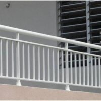 GARDE CORPS A BARREAUX DOUBLE LISSE